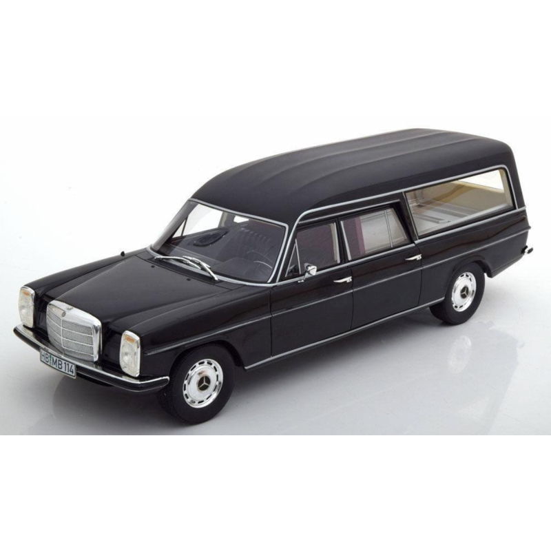 Mercedes Benz /8 W114 Pullman 1972
