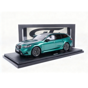 BMW M5 Touring 2024