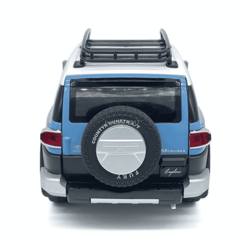 FJ CRUISER  BLUE AND WHITE 