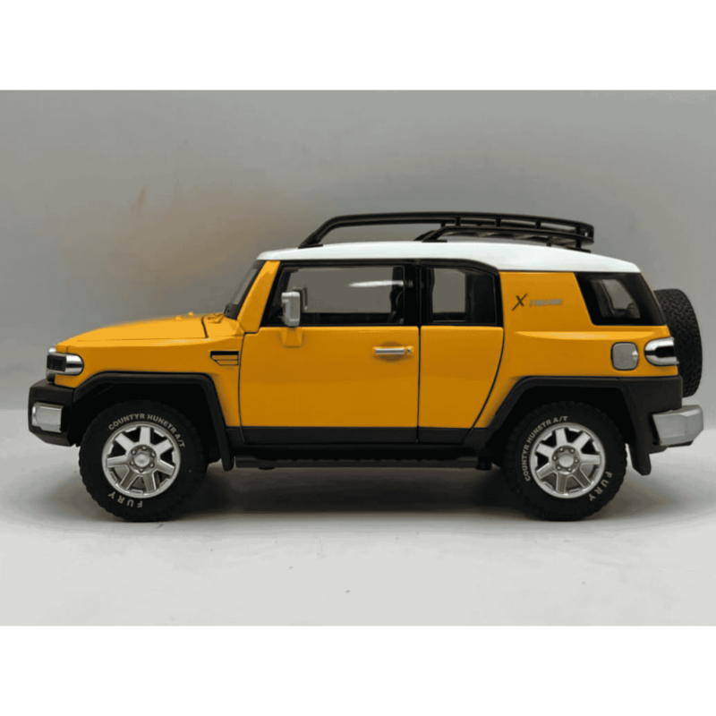 TOYOTA FJ CRUISER YELLOW 
