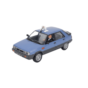 RENAULT 11 A VIEW TO A KILL