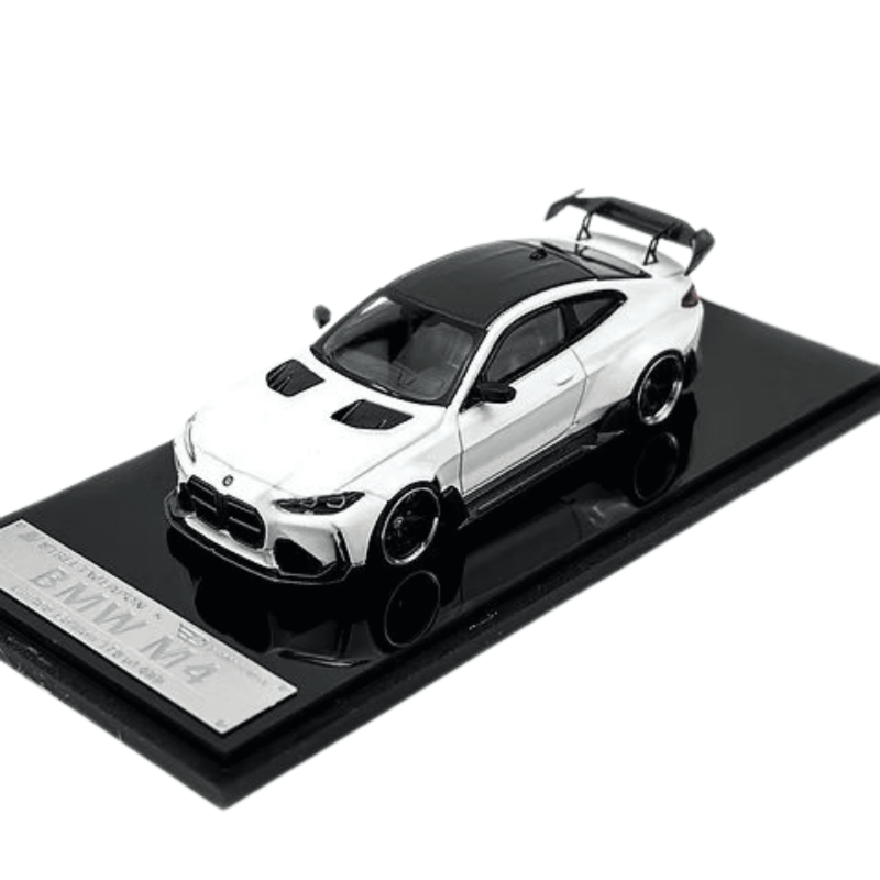 BMW M4 WHITE 