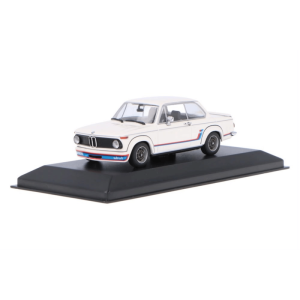 BMW 2002 TURBO WHITE